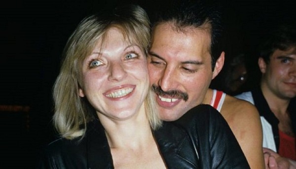 Desde muy jóvenes y hasta el último día de vida de Mercury, Mary lo acompañó. Foto: Especial