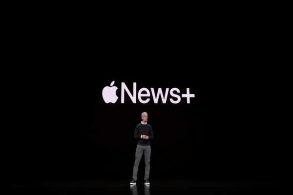 Tim Cook, director Ejecutivo de Apple, encabeza la presentación. Foto: Especial