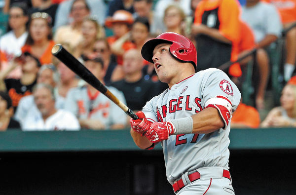 MILLONARIO. Trout se convertirá en el deportista con el salario más alto. Foto: AP