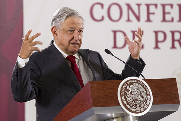 López Obrador aseguró que sabe separar su vida personal y familiar con su responsabilidad públicas. FOTO: NOTIMEX