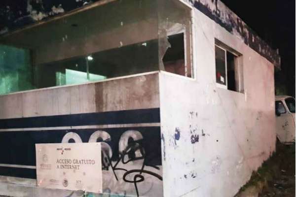 ABANDONO. Muchos módulos de vigilancia policial se encuentran desolados. Foto: Especial