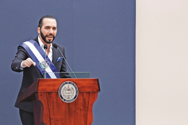 El 1 de junio, Bukele asumió la presidencia de El Salvador. Foto: AP