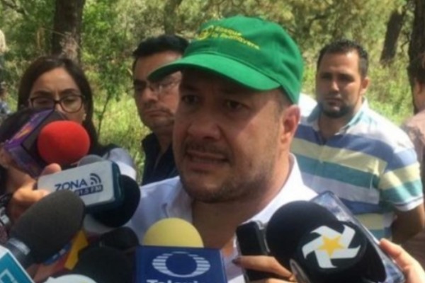 Enrique Alfaro Carlos Lomelí