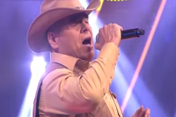 Así audicionó el luchador Máscara Año 2000 en “La Voz Senior”. Foto: Especial