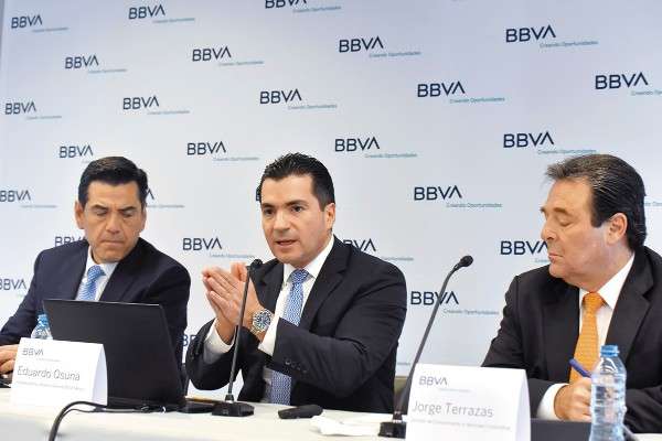 PREVISIÓN. Eduardo Osuna (al centro) comentó que será relevante la rati cación del T-MEC. Foto: Cuartoscuro