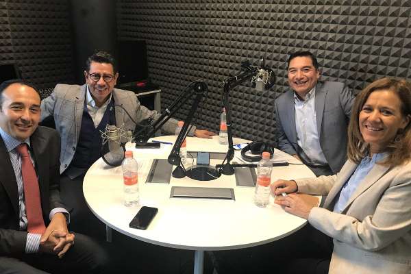 Margarita Zavala, Roberto Gil Zuarth, PAN, El Heraldo, La Silla Rota,