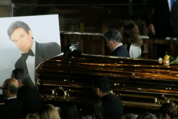 Cenizas de José José llegan a la Basílica de Guadalupe: FOTOS