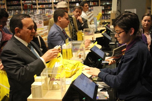 José Manuel López Campos, presidente de la Concanaco Servytur en el inicio de las compras del