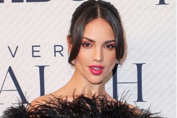 eiza_gonzalez_rasgos_latinos_cirugias