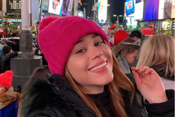 Yanet García de disfraza de